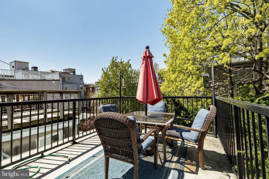 744 S 19TH STREET