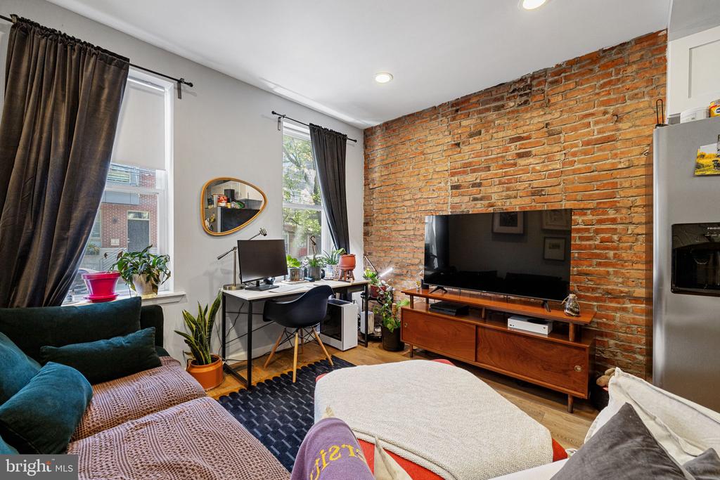 744 S 19TH STREET