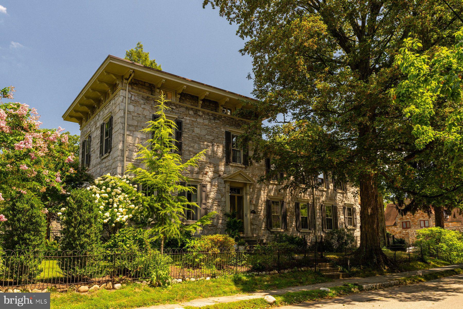 400 EAST EVERGREEN AVENUE