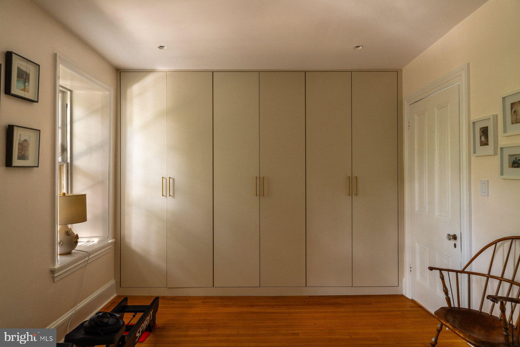400 EAST EVERGREEN AVENUE