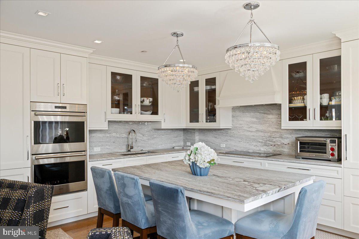 1901 WALNUT STREET 19D & 20D