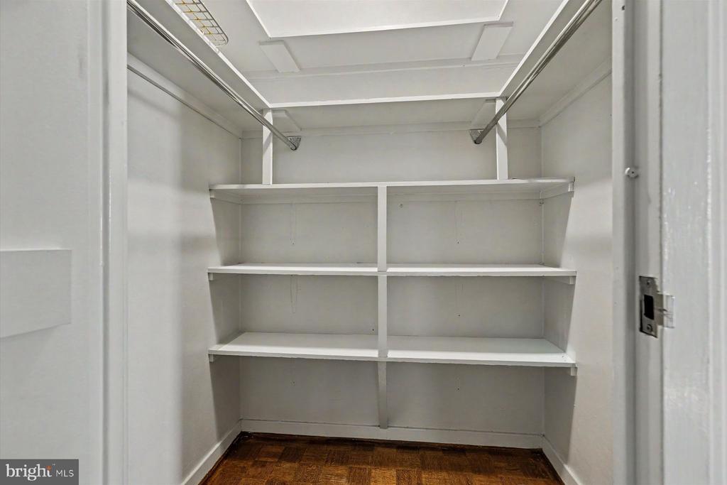 224 W RITTENHOUSE SQUARE Unit: 1410