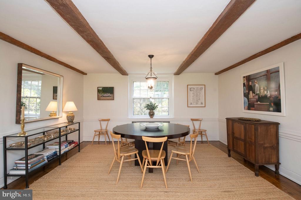 8830 TOWANDA STREET/ AKA 505 W.CHESTNUT HILL AVENUE