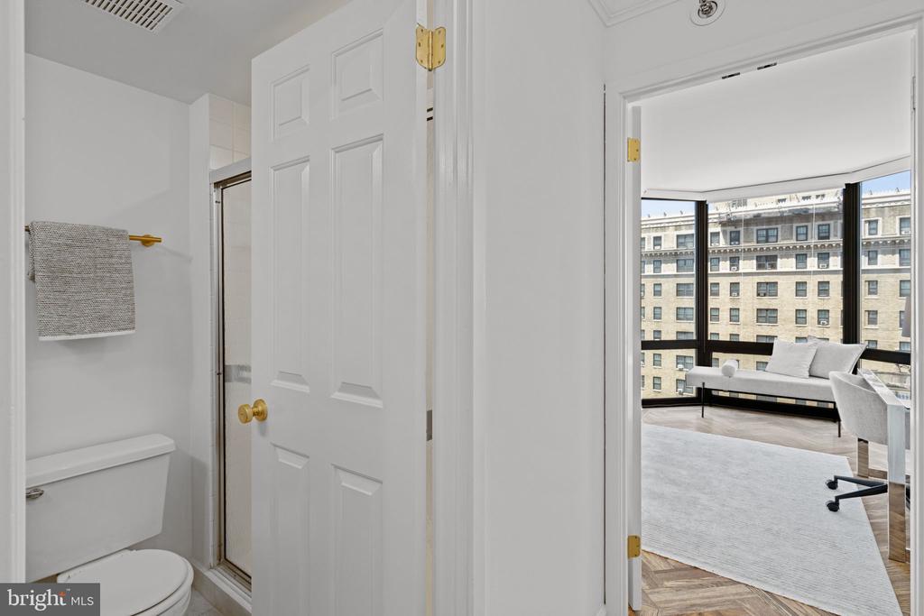 2018-32 WALNUT STREET Unit: 16GH