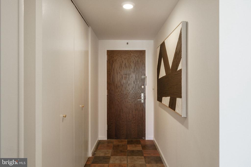 2018-32 WALNUT STREET Unit: 16GH