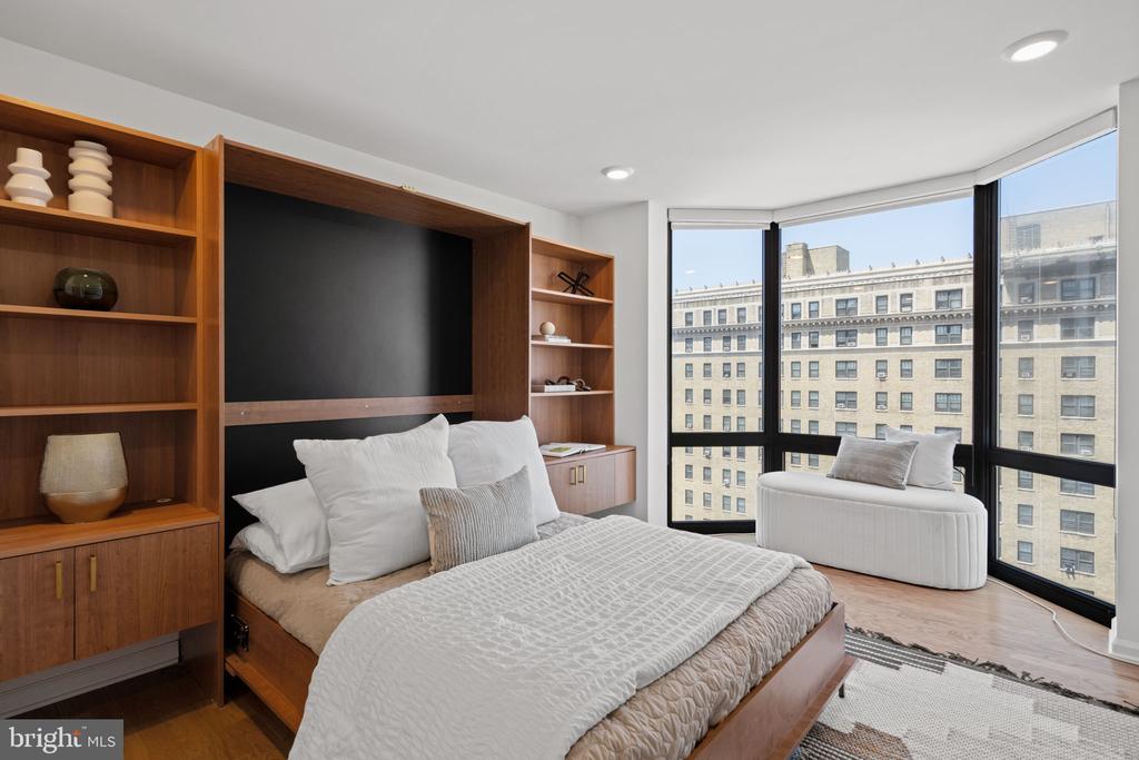 2018-32 WALNUT STREET Unit: 16GH