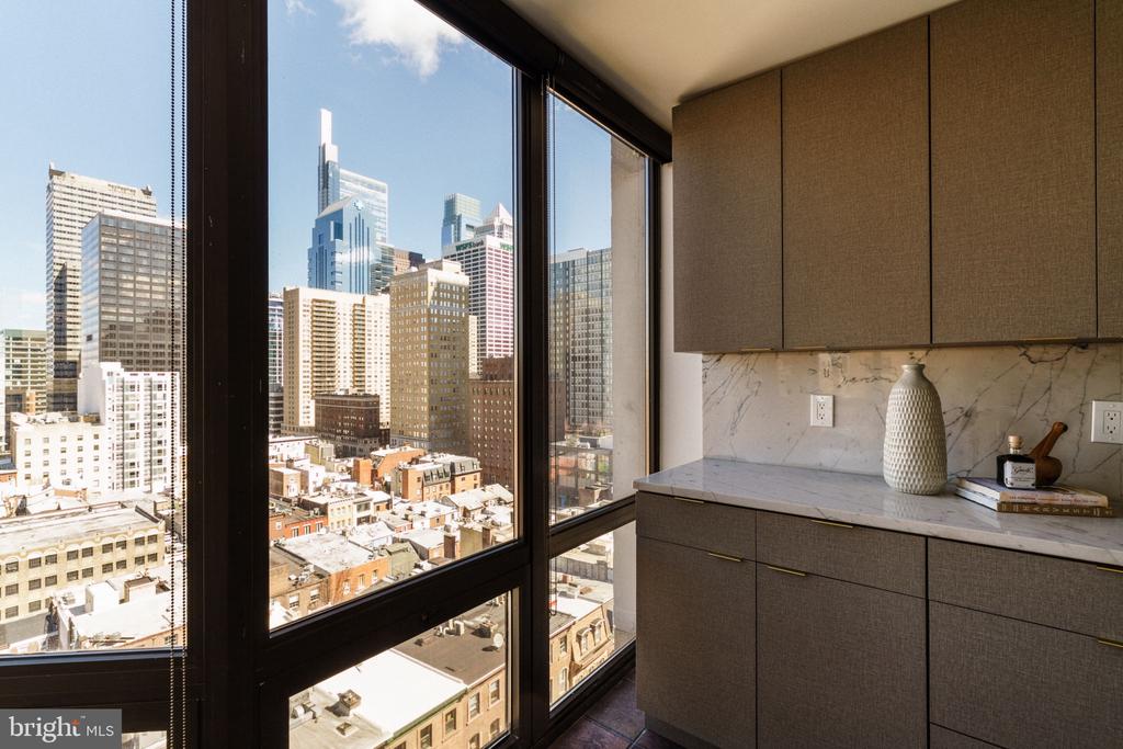 2018-32 WALNUT STREET Unit: 16GH