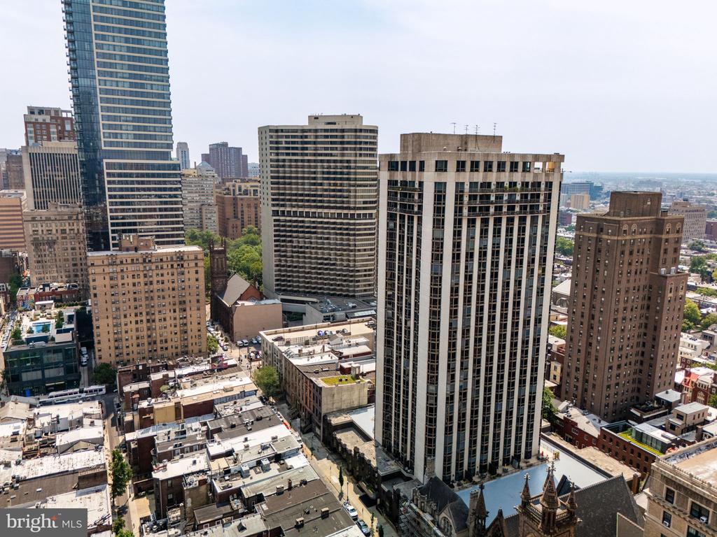 2018-32 WALNUT STREET Unit: 16GH