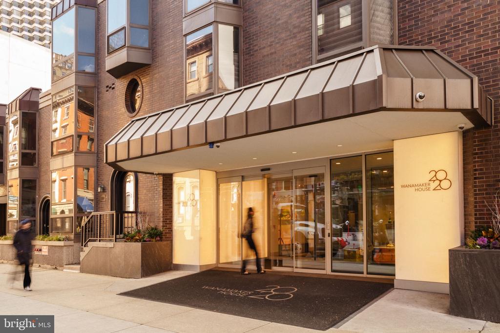 2018-32 WALNUT STREET Unit: 16GH