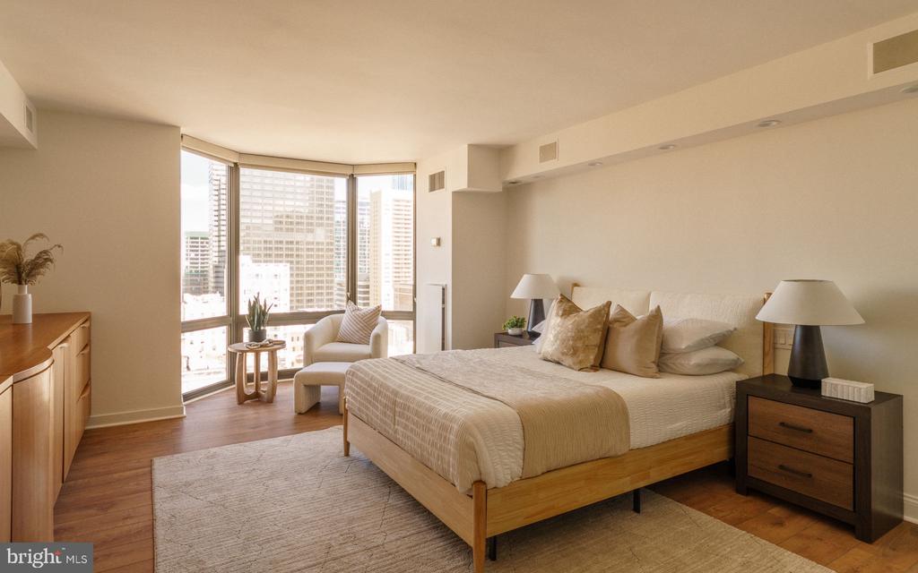 2018-32 WALNUT STREET Unit: 16GH