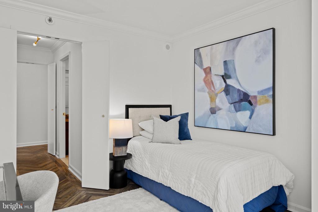 2018-32 WALNUT STREET Unit: 16GH