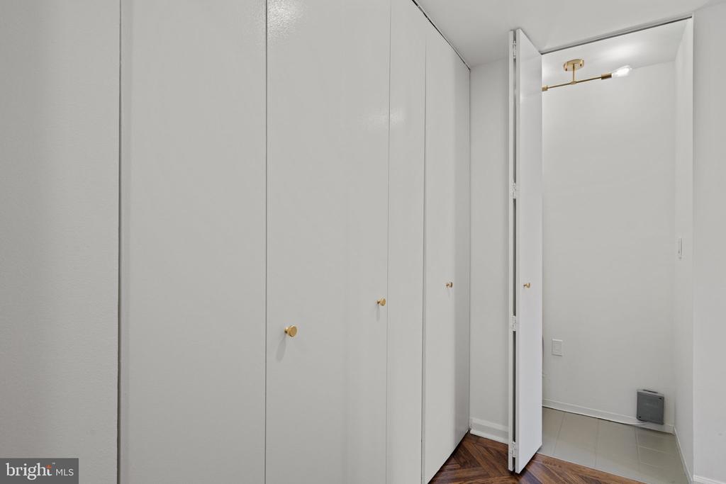 2018-32 WALNUT STREET Unit: 16GH