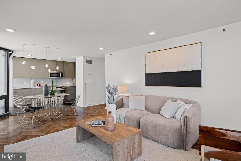 2018-32 WALNUT STREET Unit: 16GH