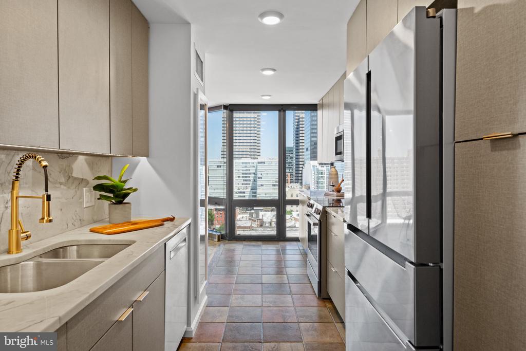 2018-32 WALNUT STREET Unit: 16GH