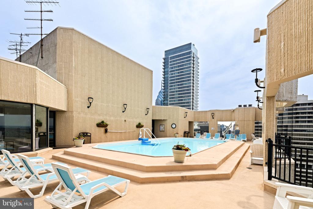2018-32 WALNUT STREET Unit: 16GH