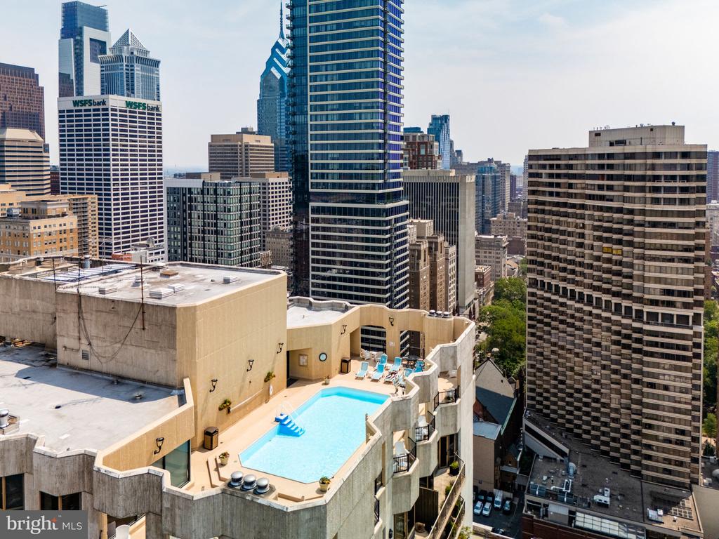 2018-32 WALNUT STREET Unit: 16GH