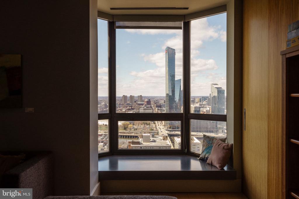 2018-32 WALNUT STREET Unit: 16GH
