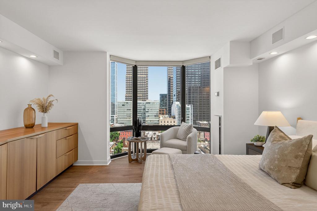 2018-32 WALNUT STREET Unit: 16GH