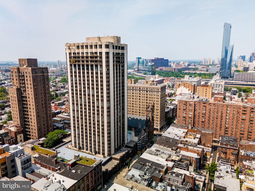 2018-32 WALNUT STREET Unit: 16GH