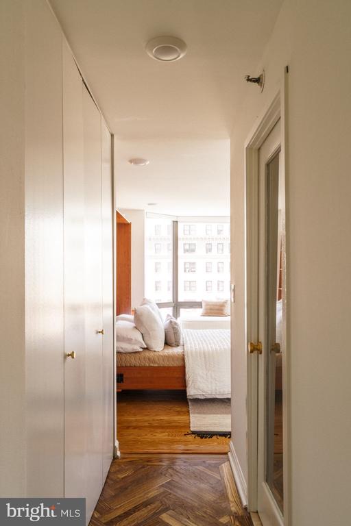 2018-32 WALNUT STREET Unit: 16GH