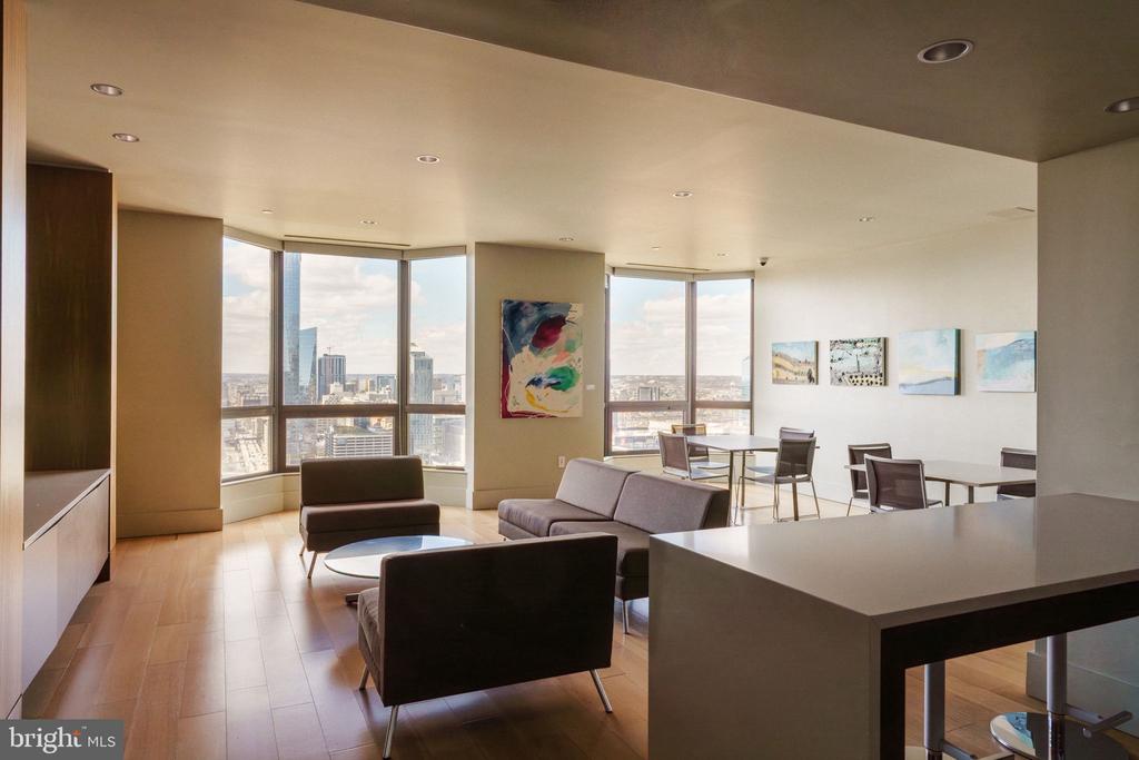 2018-32 WALNUT STREET Unit: 16GH