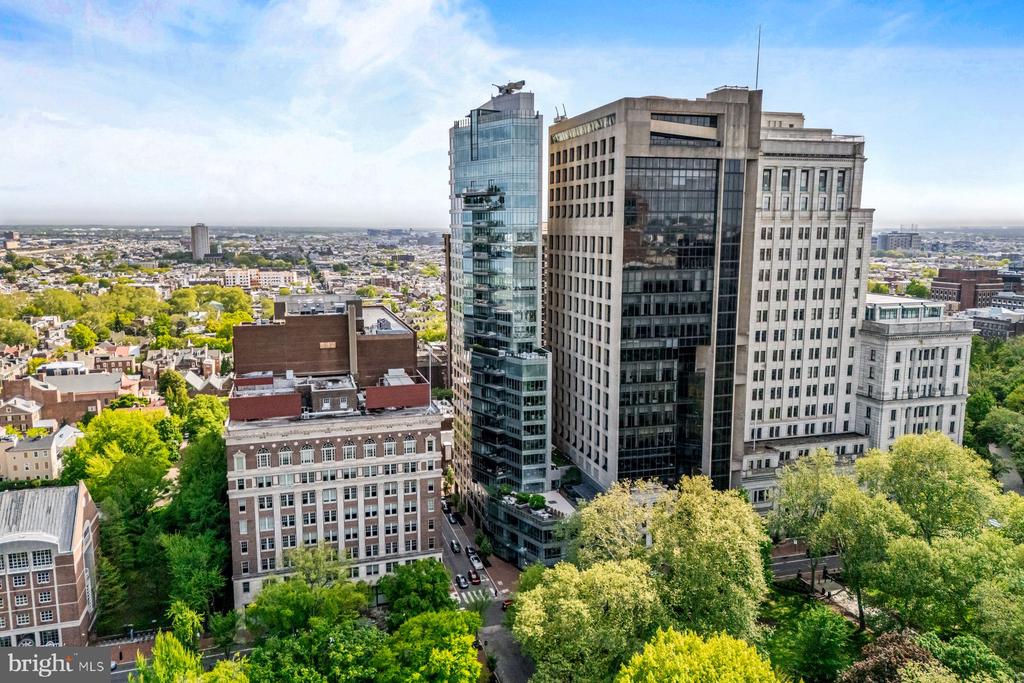 500 WALNUT STREET Unit: 1300