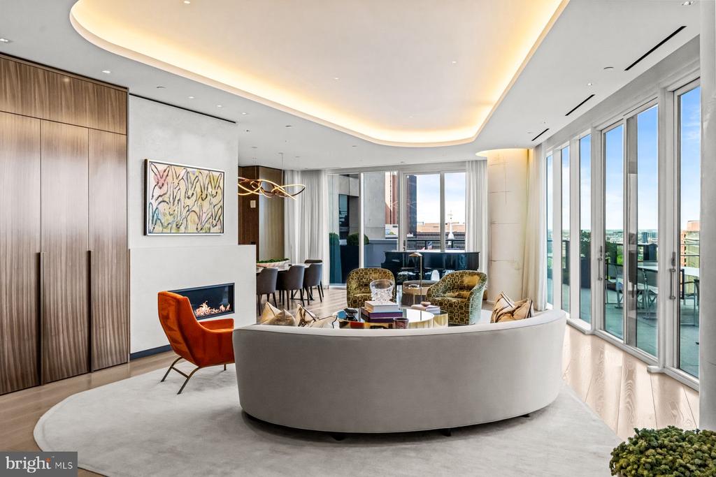 500 WALNUT STREET Unit: 1300