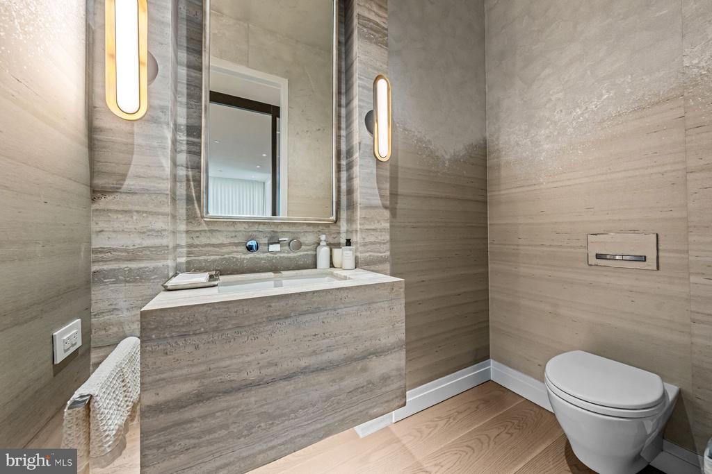 500 WALNUT STREET Unit: 1300