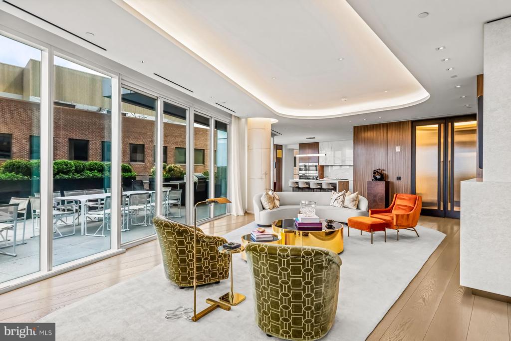 500 WALNUT STREET Unit: 1300