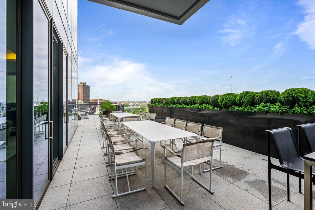 500 WALNUT STREET Unit: 1300