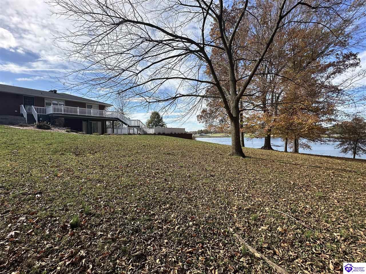 411 Lakeview Drive