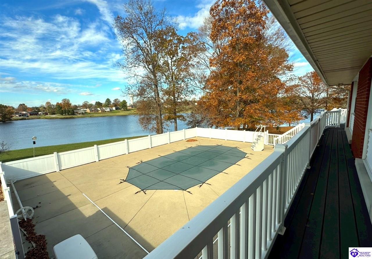 411 Lakeview Drive