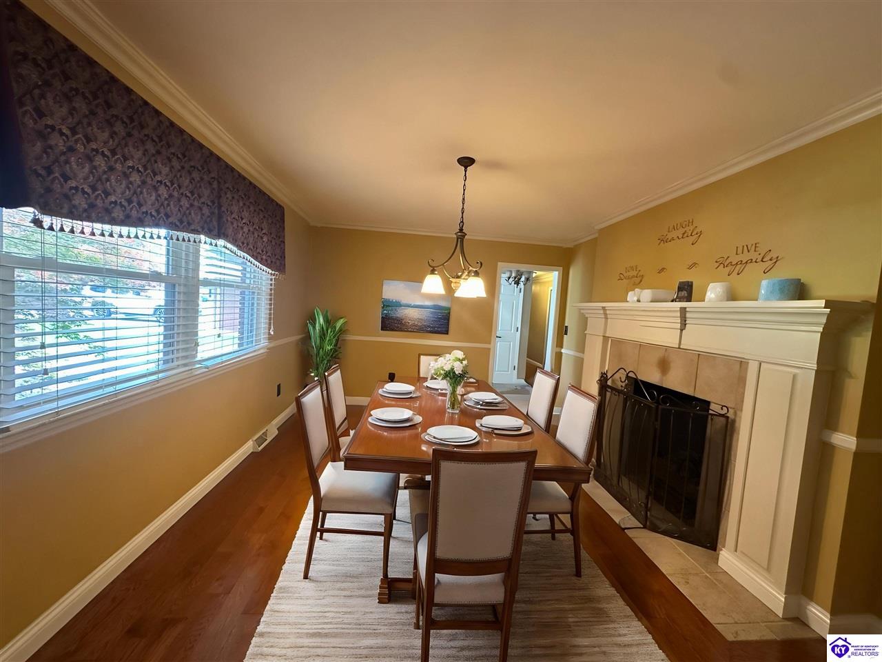 411 Lakeview Drive