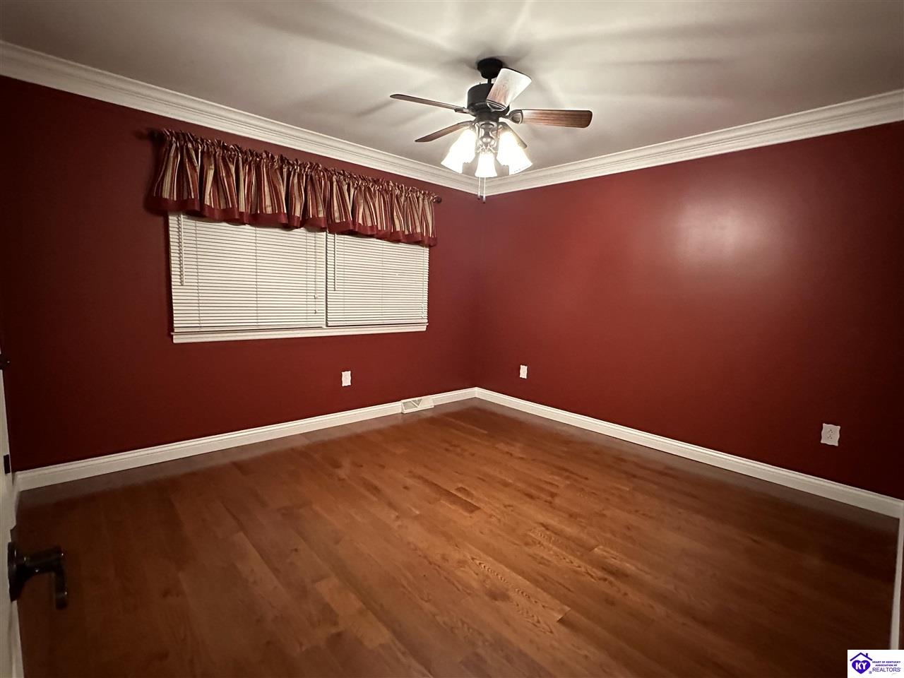 411 Lakeview Drive
