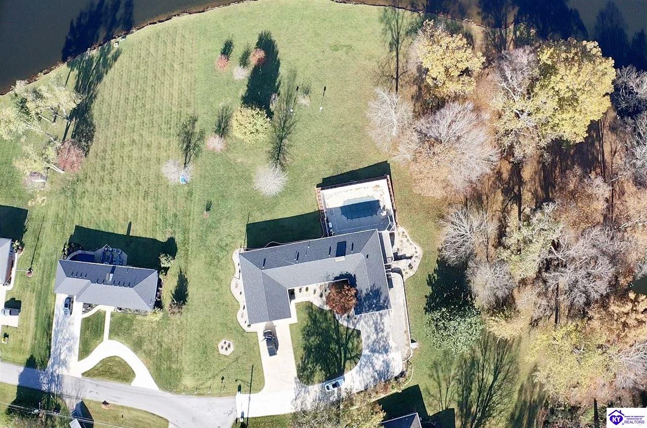 411 Lakeview Drive
