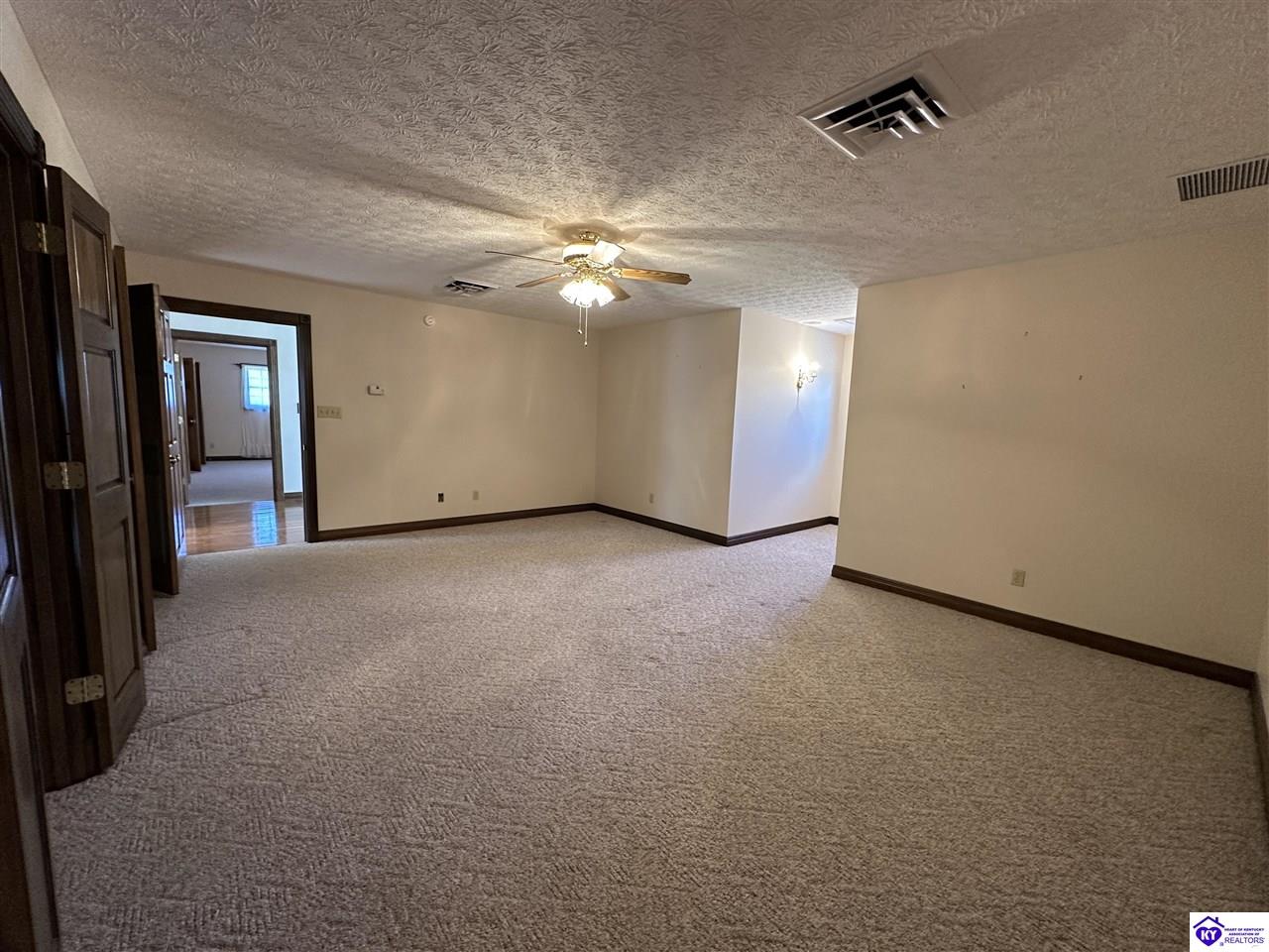 2215 Elkhorn Road