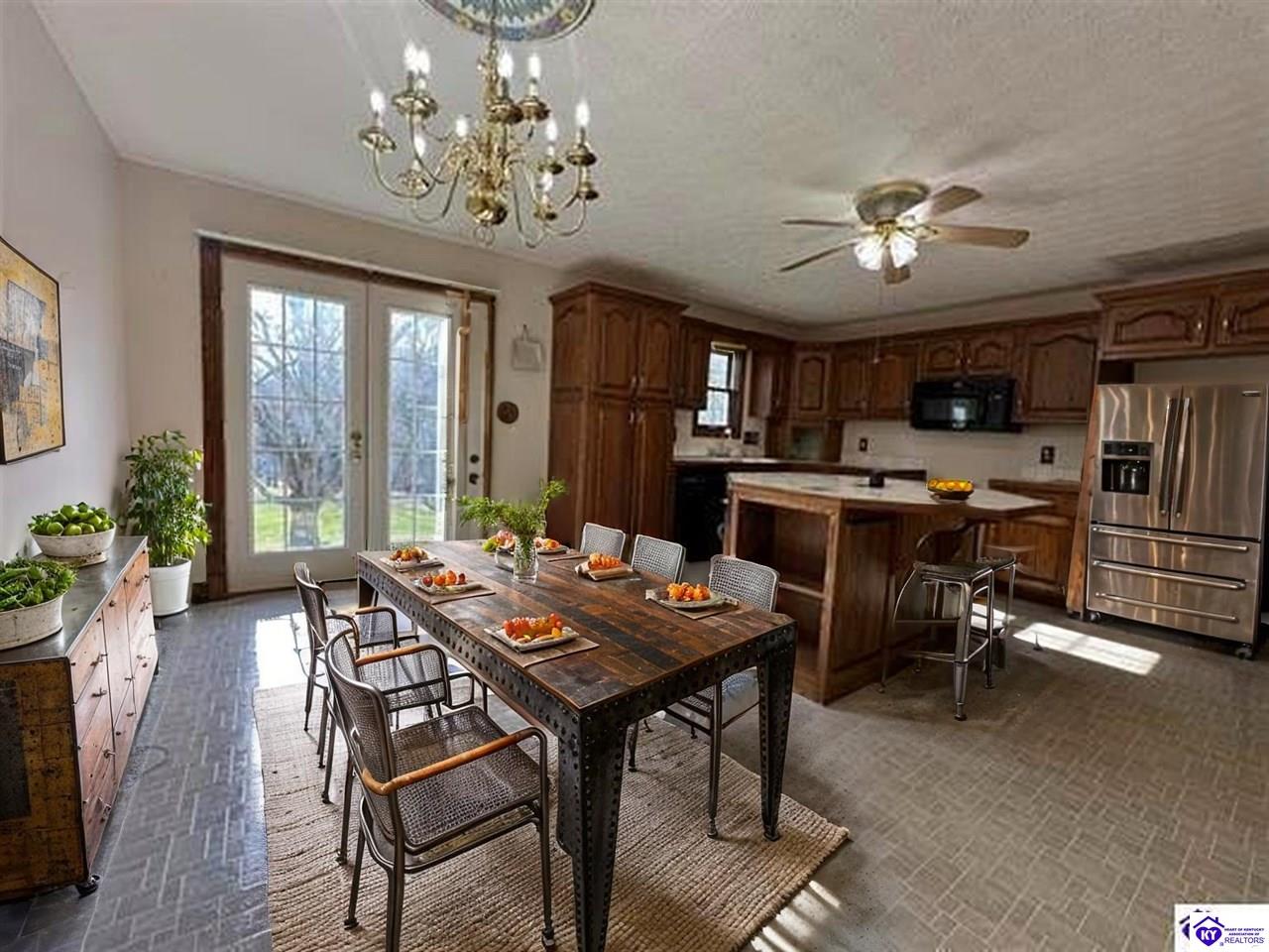 2215 Elkhorn Road