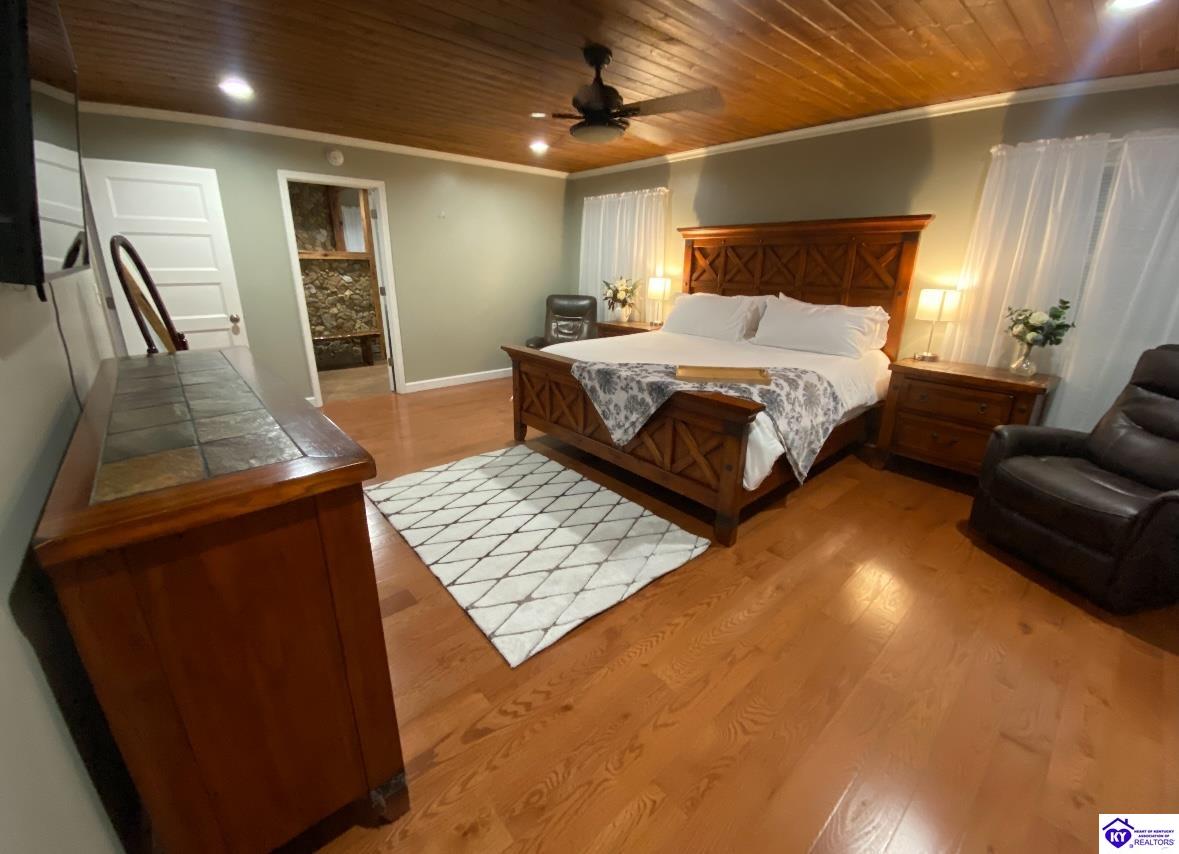 2385 Pikes Ridge Road