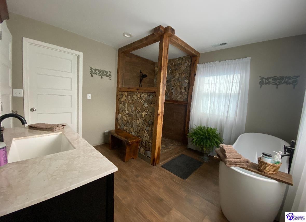 2385 Pikes Ridge Road
