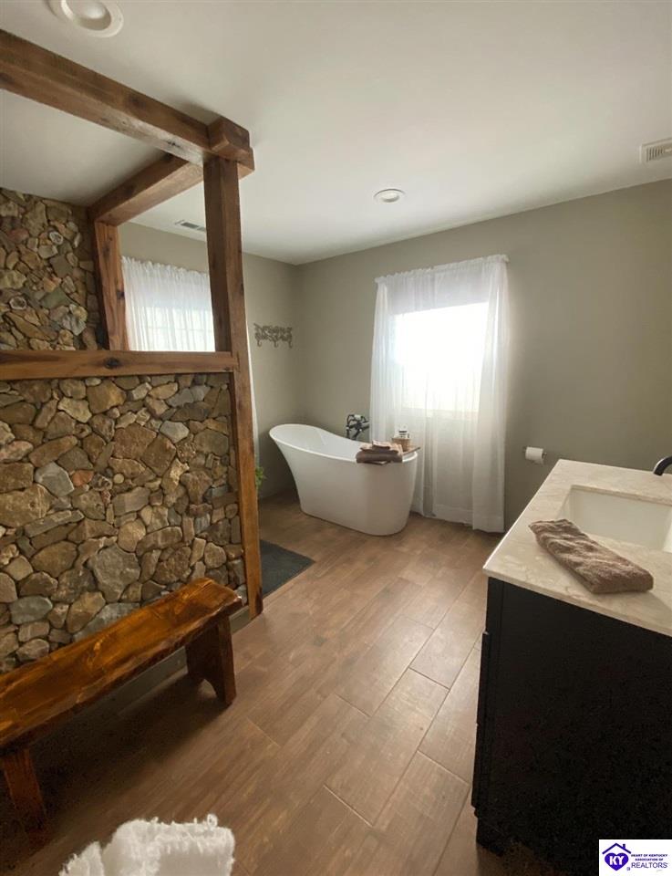2385 Pikes Ridge Road