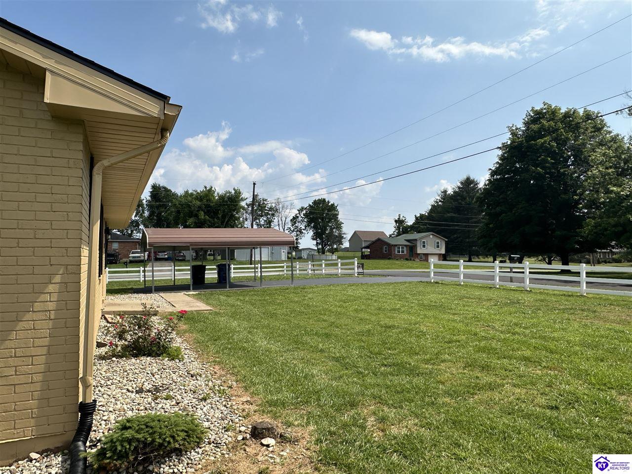 16 White Pine Circle