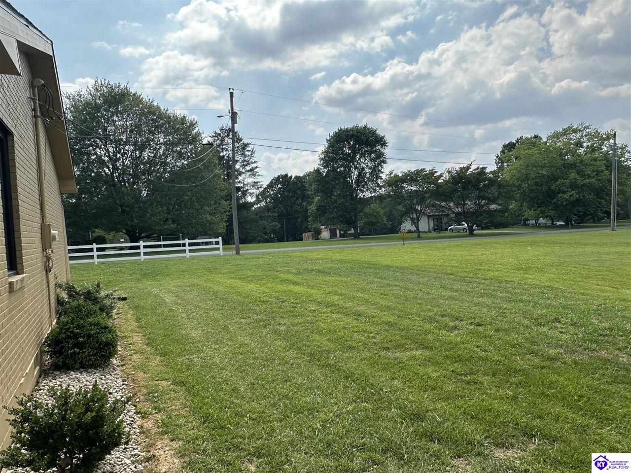 16 White Pine Circle