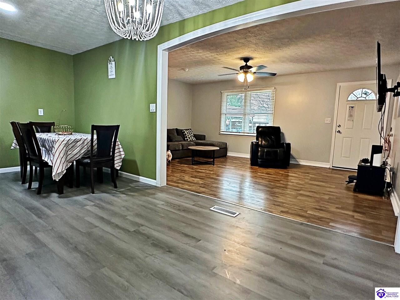 16 White Pine Circle