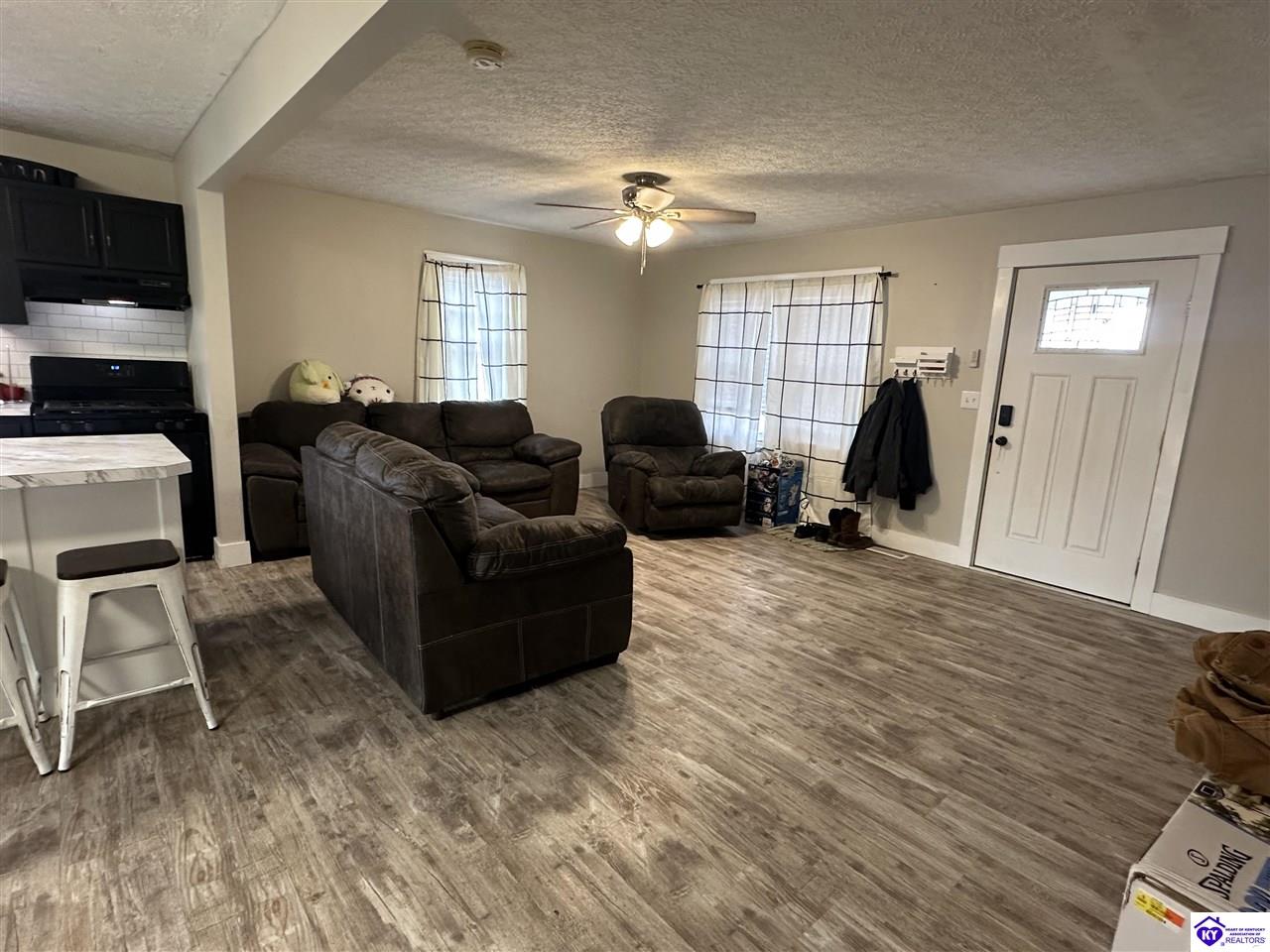 6467 Old Lebanon Road