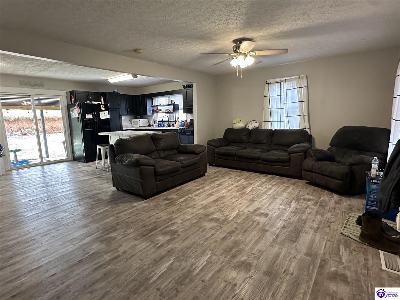 6467 Old Lebanon Road
