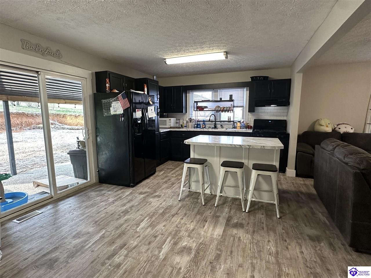 6467 Old Lebanon Road