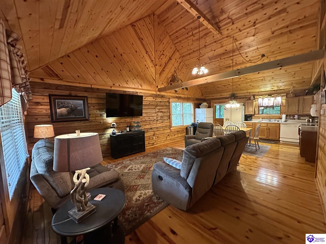 505 Lakeview Drive