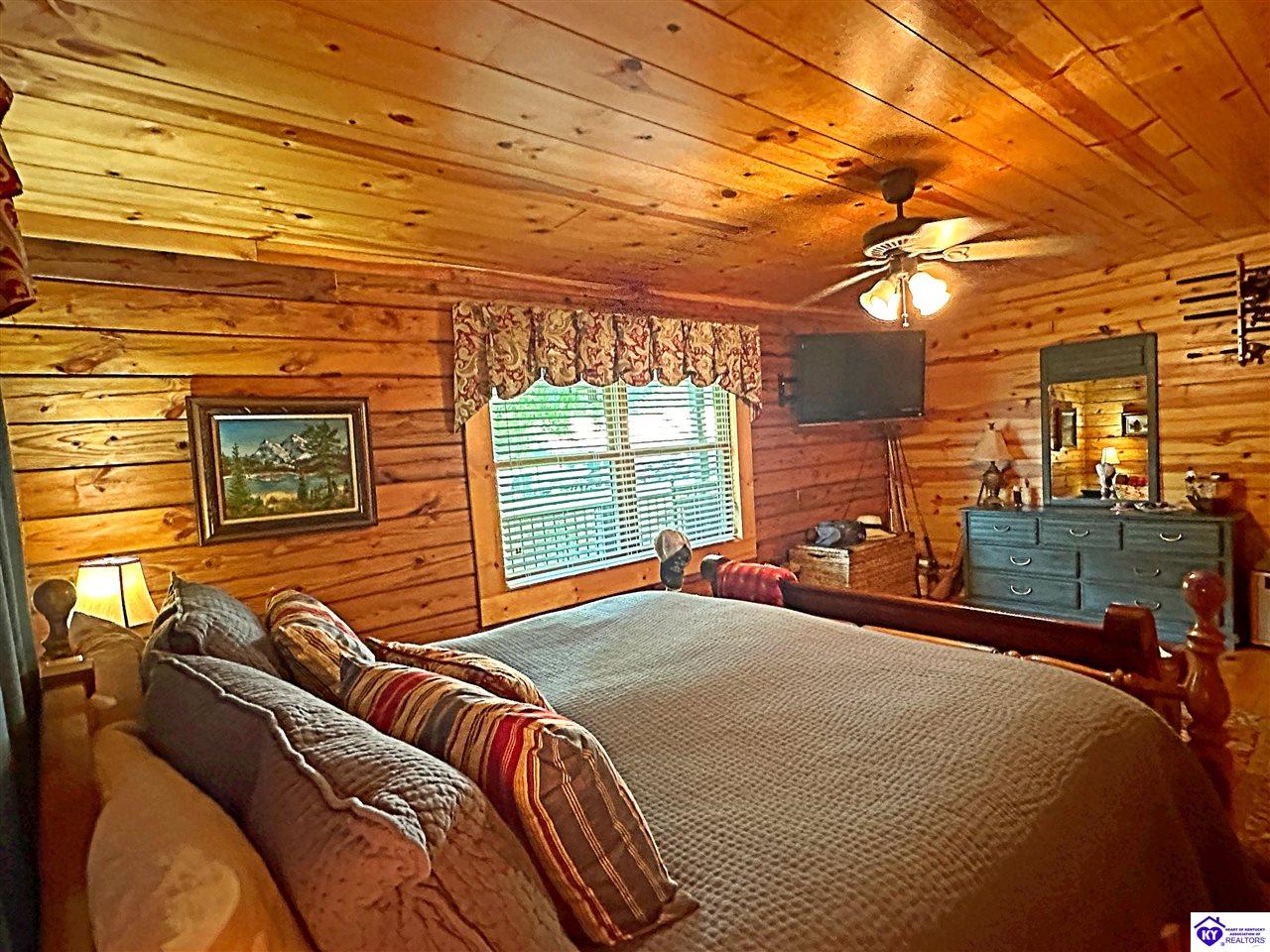 505 Lakeview Drive