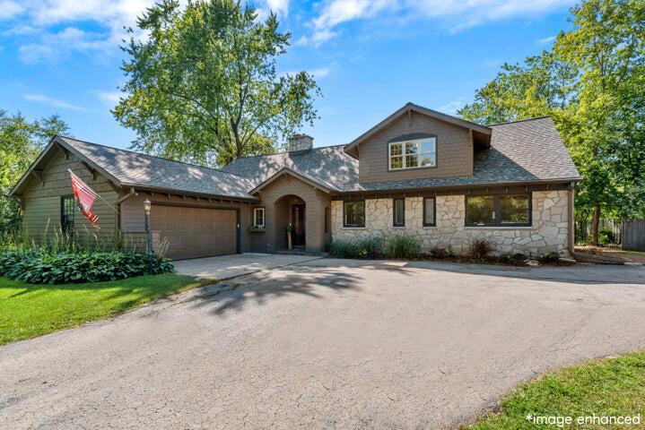 7857 N Lake Dr