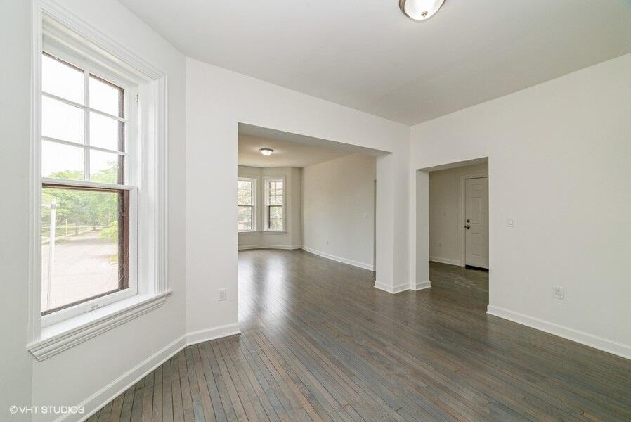 2813 E Belleview Pl 6